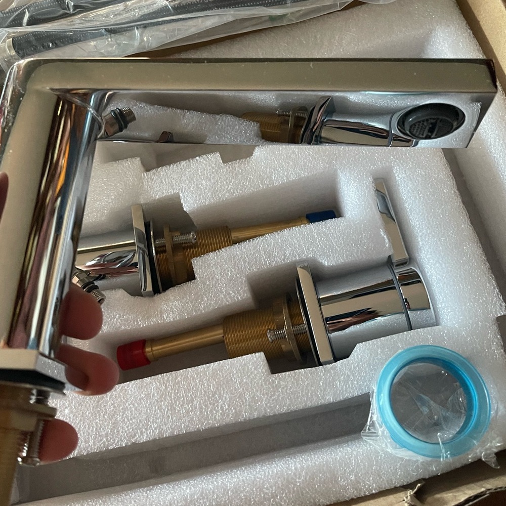 NIB Lavatory Mr Faucet Widespread Sink 3 Hole
2 Handle Bathroom Chrome pop drain - Picture 12 of 12